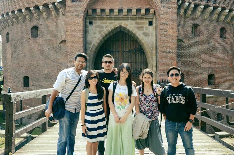 di lam tinh nguyen tai Phap anh 1