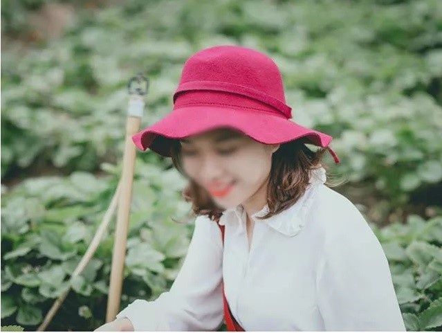 To quyt tien anh cuoi tren Facebook: Chi to thiet than hinh anh