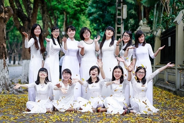 thu khoa dai hoc anh 2