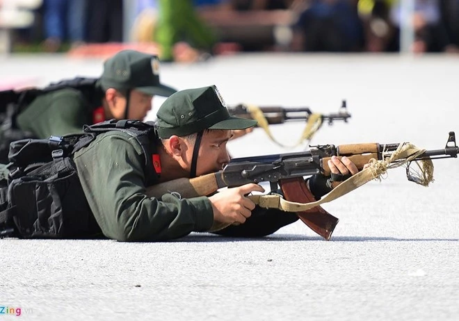 thi dai hoc cong an anh 2