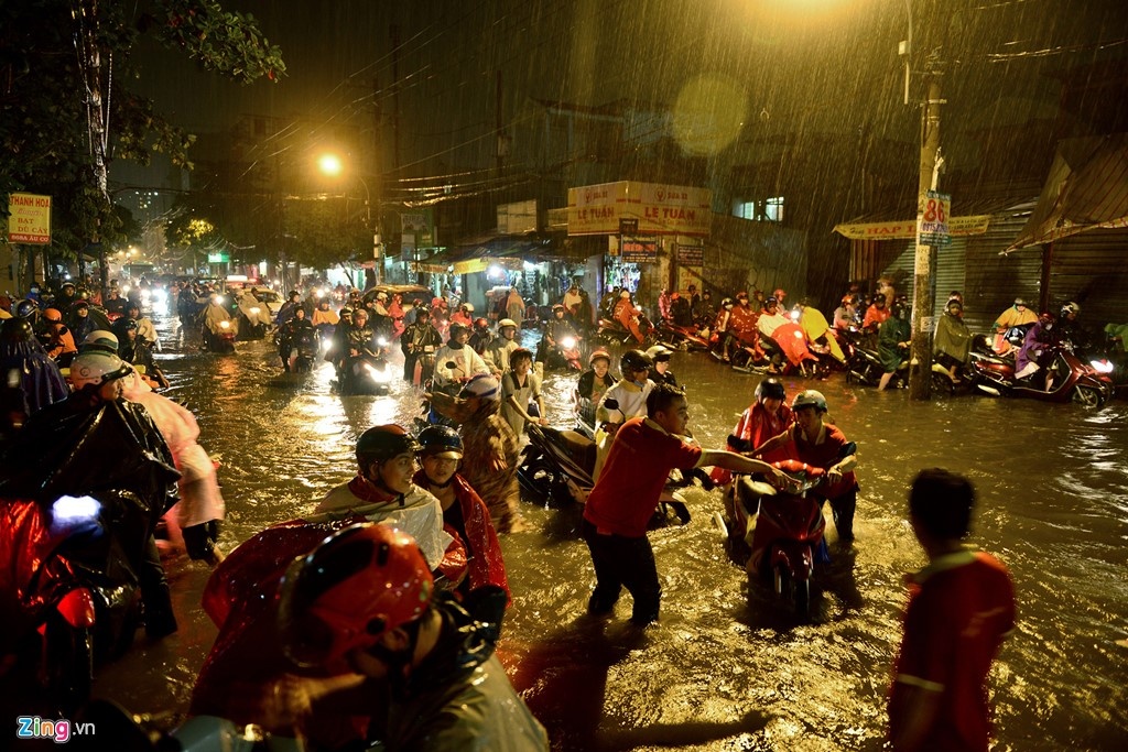 Mưa ngập Sài Gòn ảnh 1 Mua ngap Sai Gon anh 1