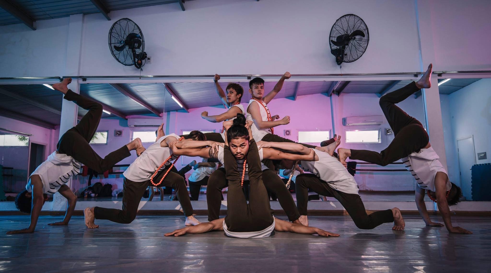 nhảy hip hop trên nền nhạc bánh trôi nước ảnh 1 nhay hip hop tren nen nhac banh troi nuoc anh 1