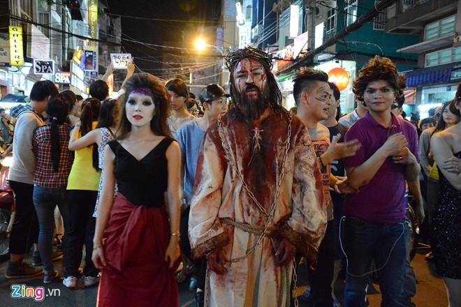 Halloween o Sai Gon anh 1