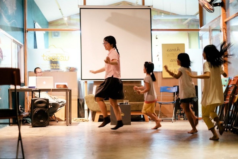 Lop hoc dac biet mang ten Toa Tau hinh anh