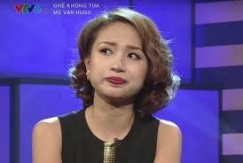 Van Hugo chia se ve mat trai bi hong hinh anh