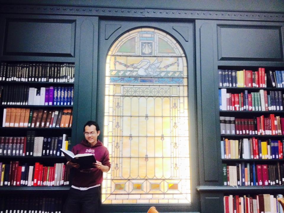 Harvard bon ruoi sang anh 1