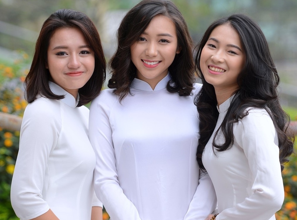 Bat buoc hoc sinh mac ao dai toi truong hinh anh