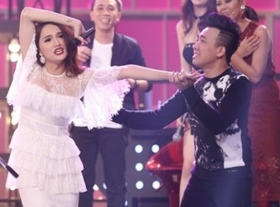 Vi sao Huong Giang Idol khong xung dang xuat hien tren truyen hinh? hinh anh