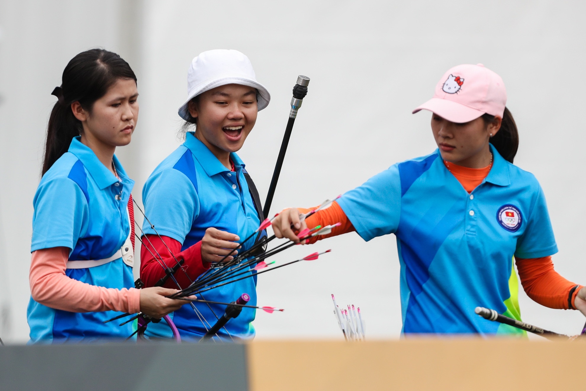 'Du vuot mat huy chuong vang van tu hao ve dong doi' hinh anh