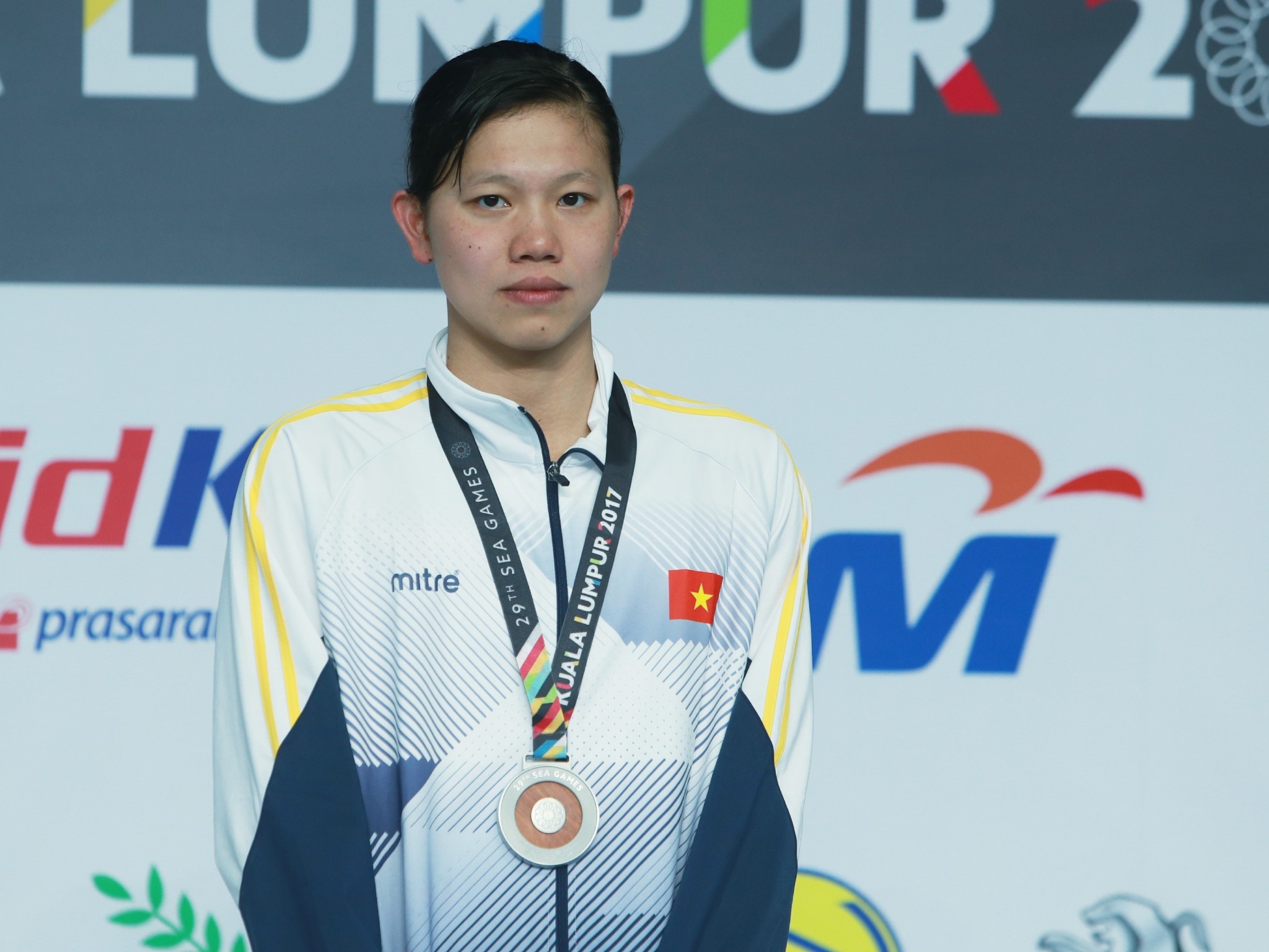 Anh Vien ve nhi boi 100 m tu do nu, kem HCV 0,02 giay hinh anh