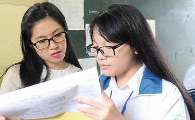 Thu gui cac hieu truong: Dung de truong hoc 'sac mui tien' hinh anh