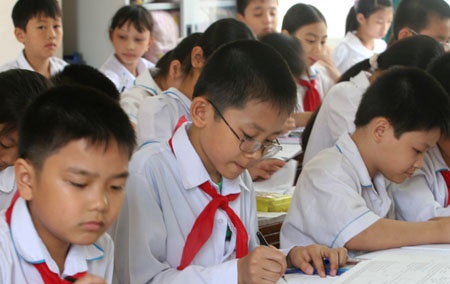 Nhung bien tuong tu 'xa hoi hoa giao duc' hinh anh