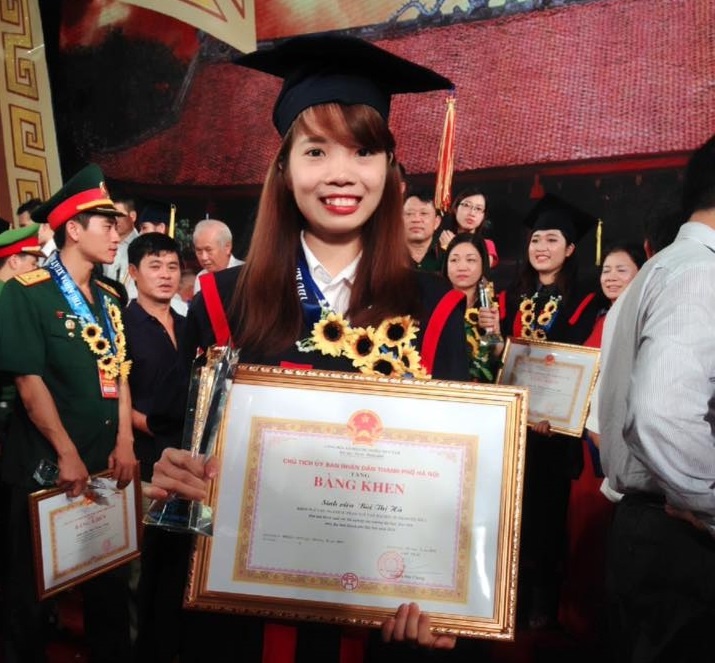 thu khoa nuoi lon anh 1