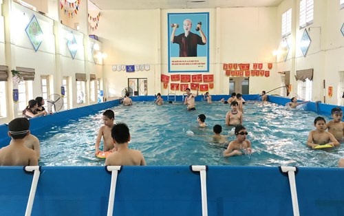 Dạy bơi cho học sinh ảnh 2 Day boi cho hoc sinh anh 2