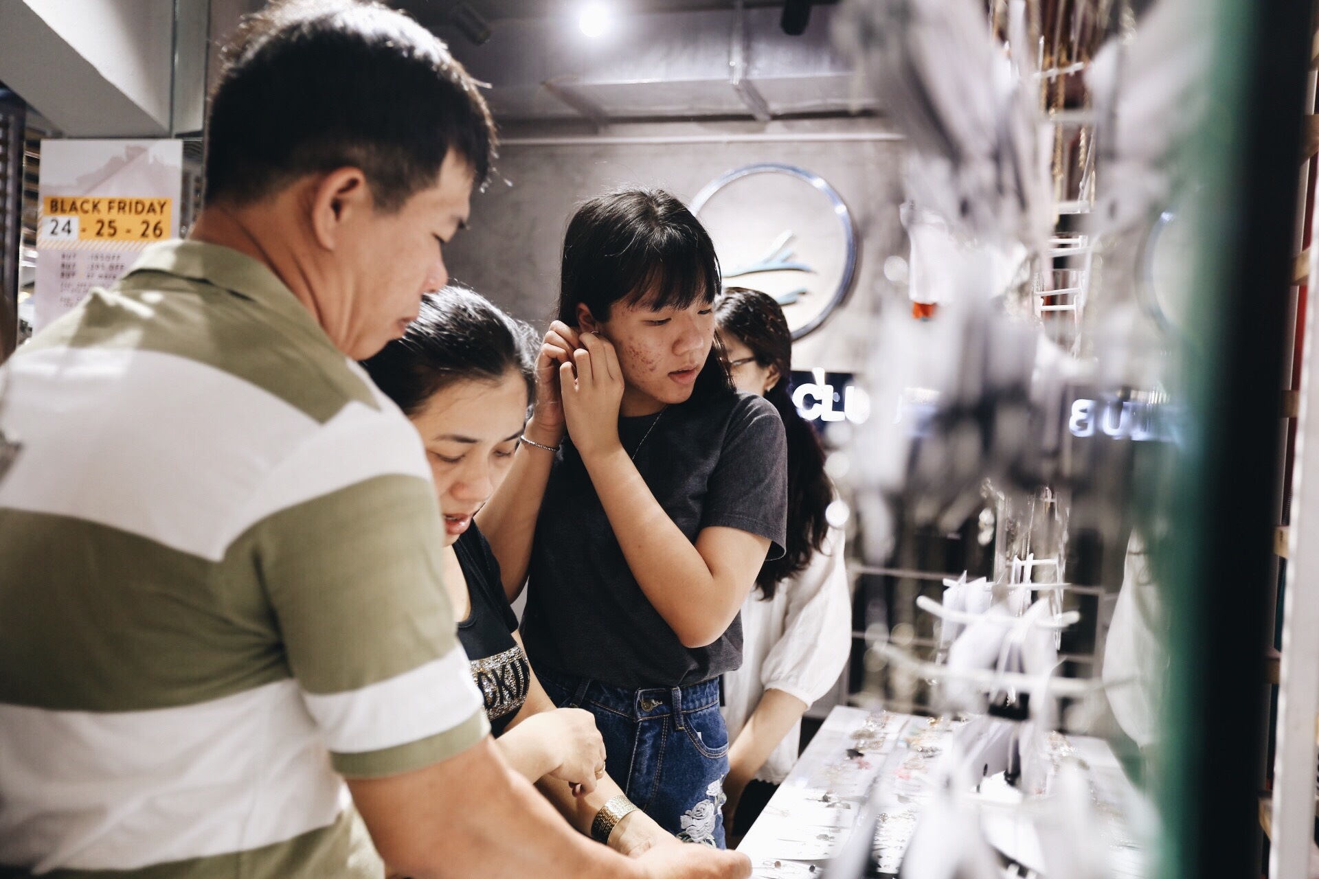 Black Friday anh 12