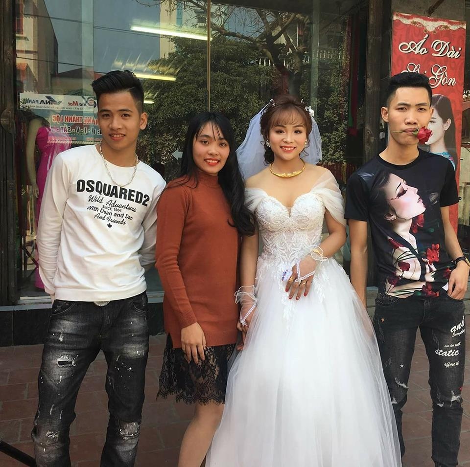 chàn trai khóc trong đám cưới ảnh 2 chan trai khoc trong dam cuoi anh 2