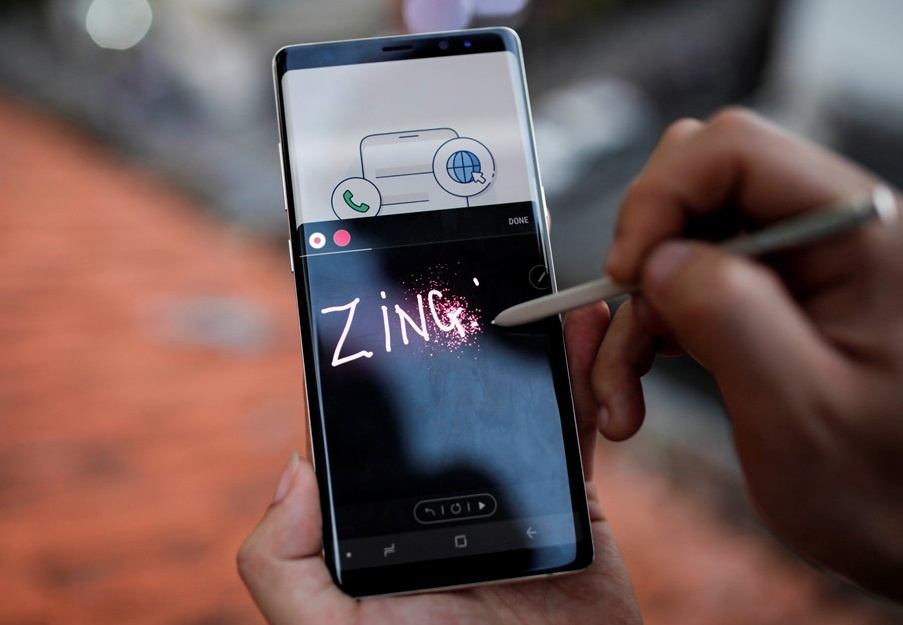 Samsung Galaxy Note 8 - ly do khien SamFan tang manh hinh anh