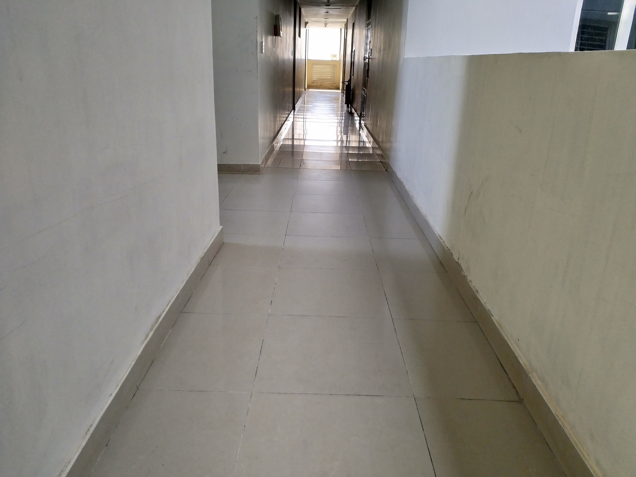 Chay chung cu anh 15