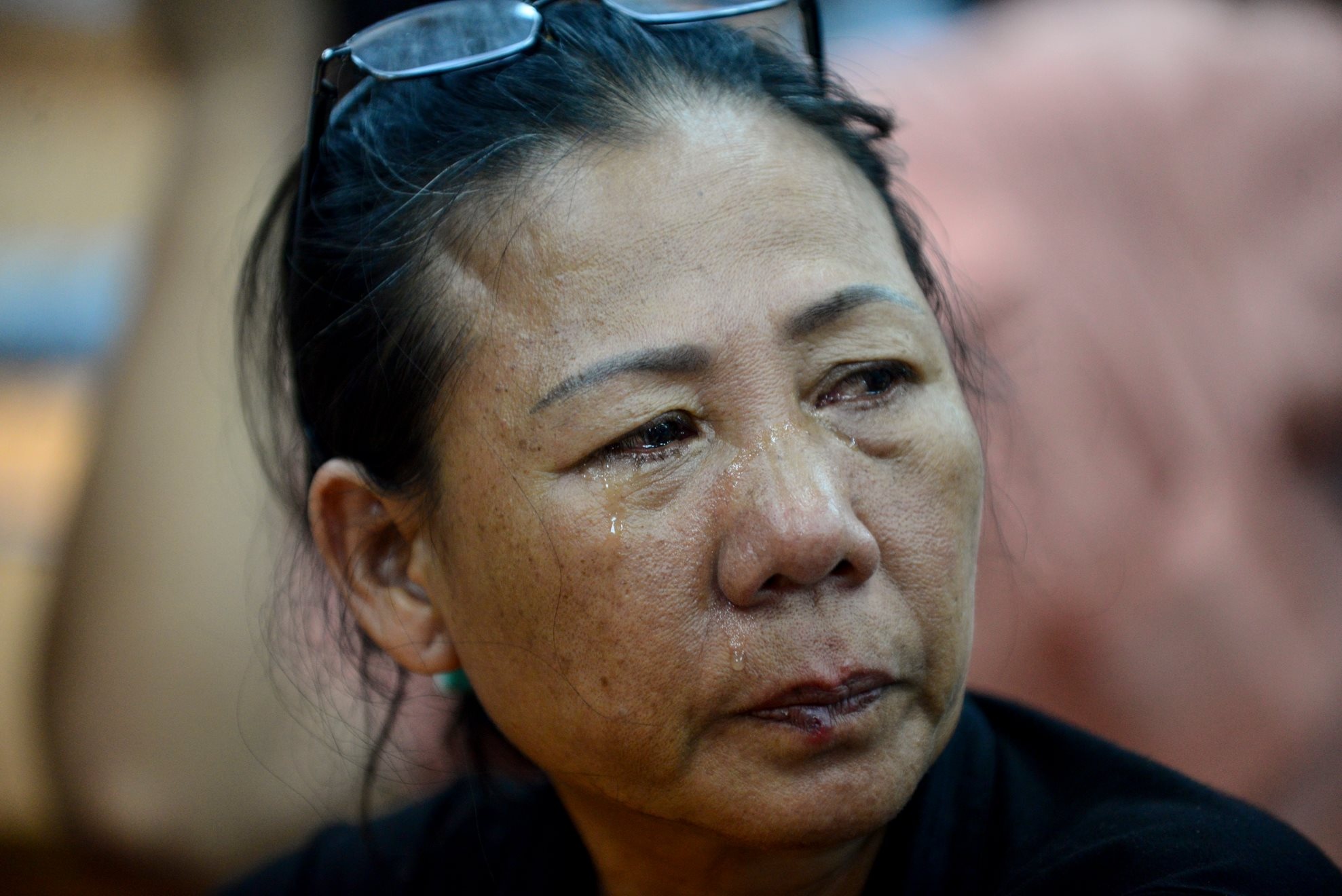 Nguoi dan Thu Thiem trao nuoc mat tai buoi gap dai bieu Quoc hoi hinh anh