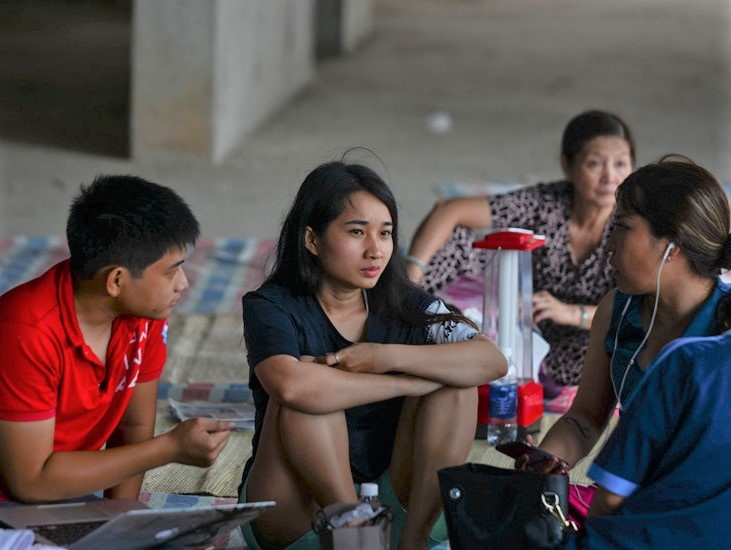 Chu dau tu cat ho tro, cu dan chung cu Carina viet don cau cuu hinh anh