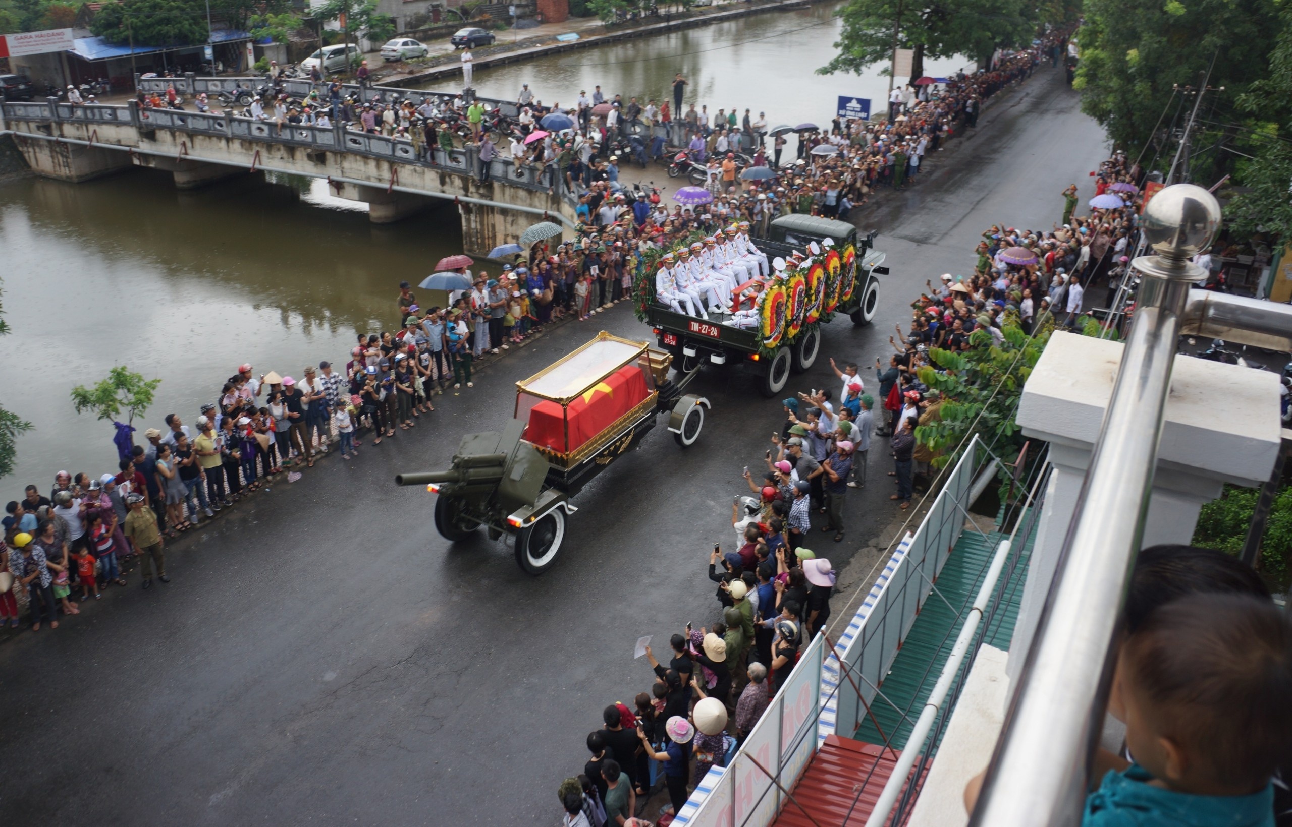 Chu tich nuoc Tran Dai Quang anh 1
