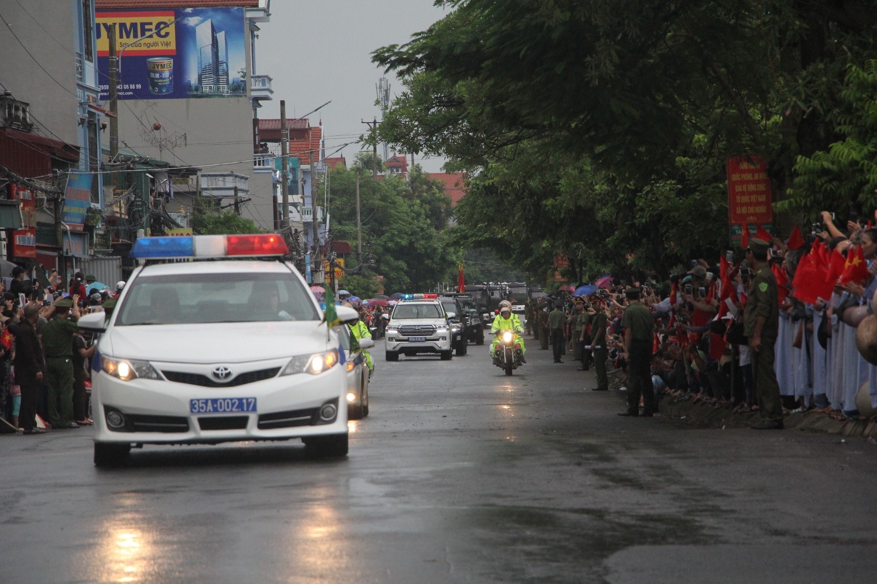 Chu tich nuoc Tran Dai Quang anh 2