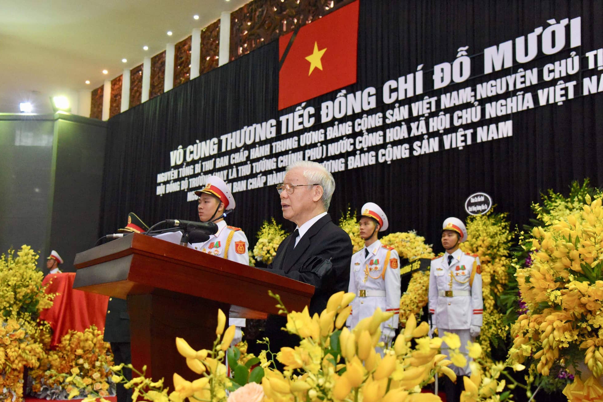 Nguyen Tong bi thu Do Muoi anh 1