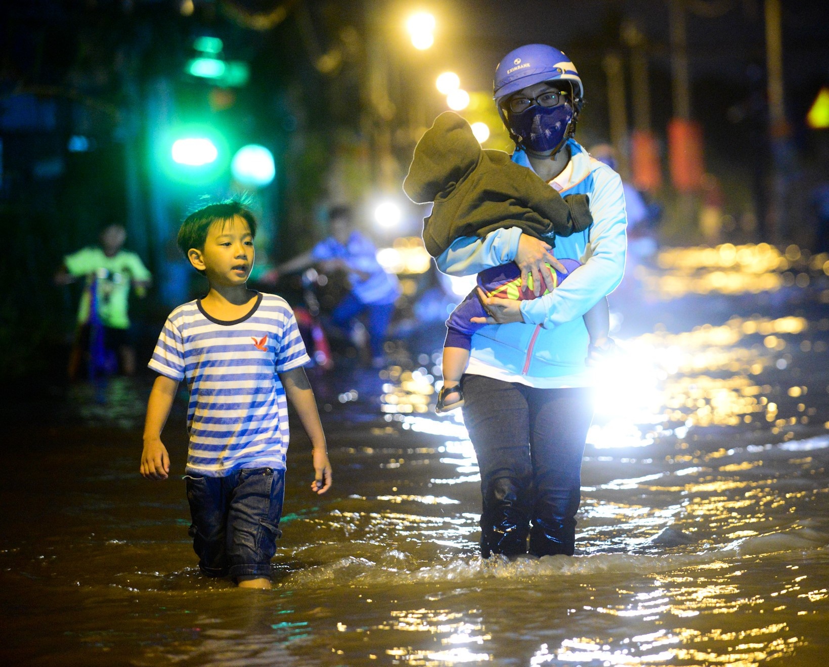 Nguoi Sai Gon lai doi mat voi dot trieu cuong moi hinh anh
