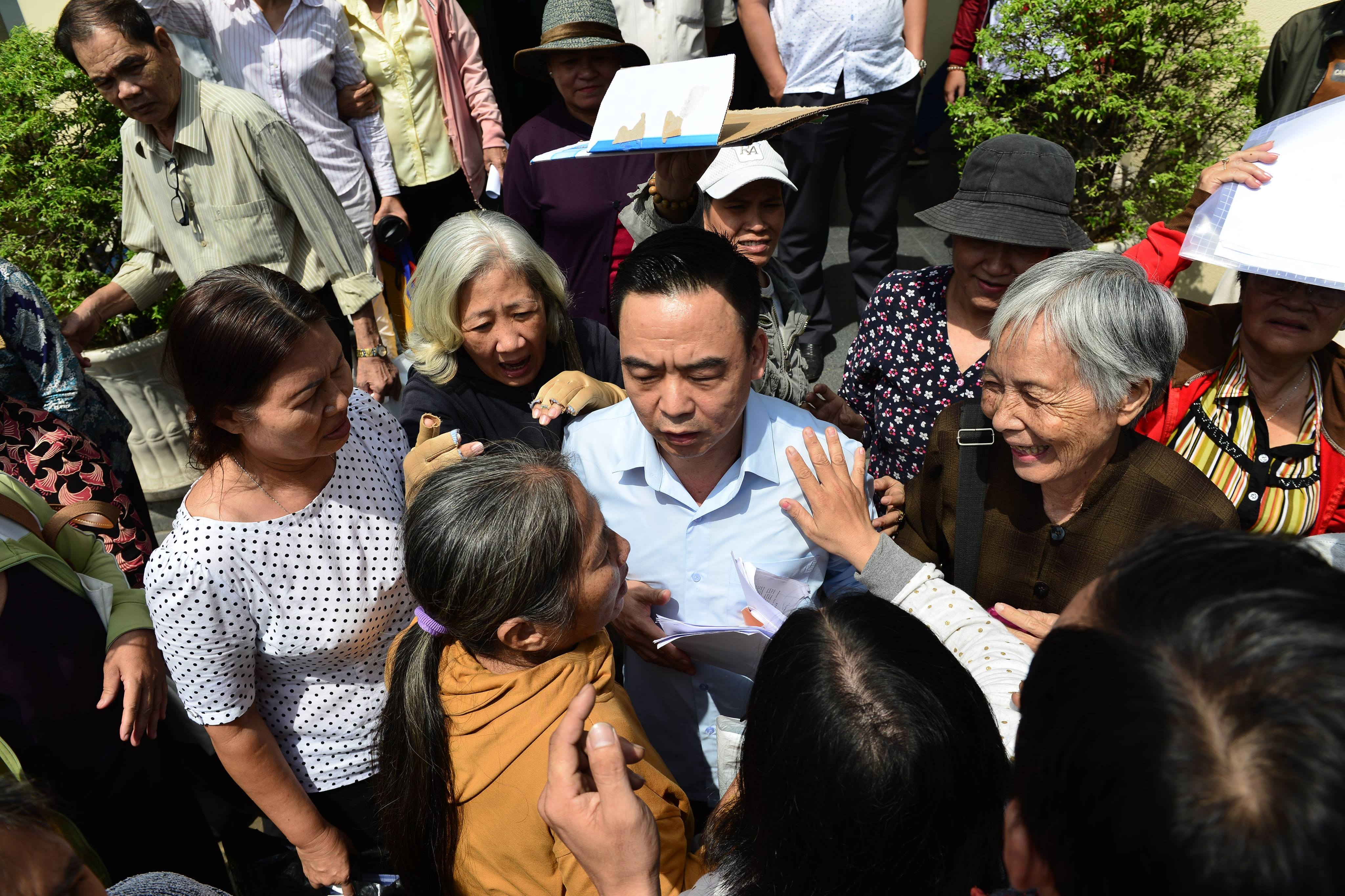 'Mong ba con Thu Thiem rong long tha thu cho chinh quyen' hinh anh