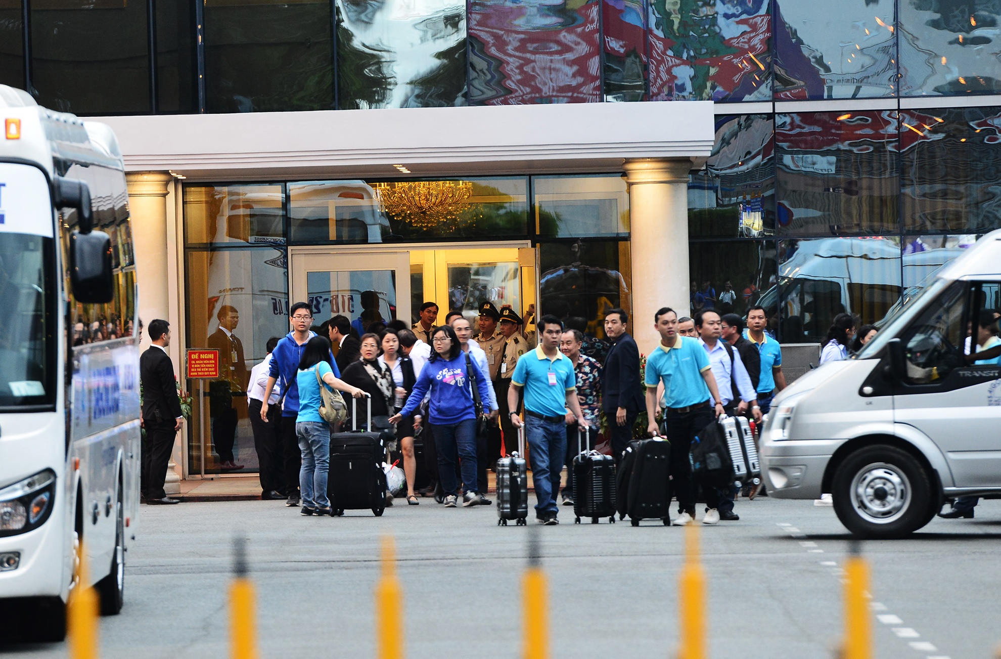 Danh bom Ai Cap anh 2