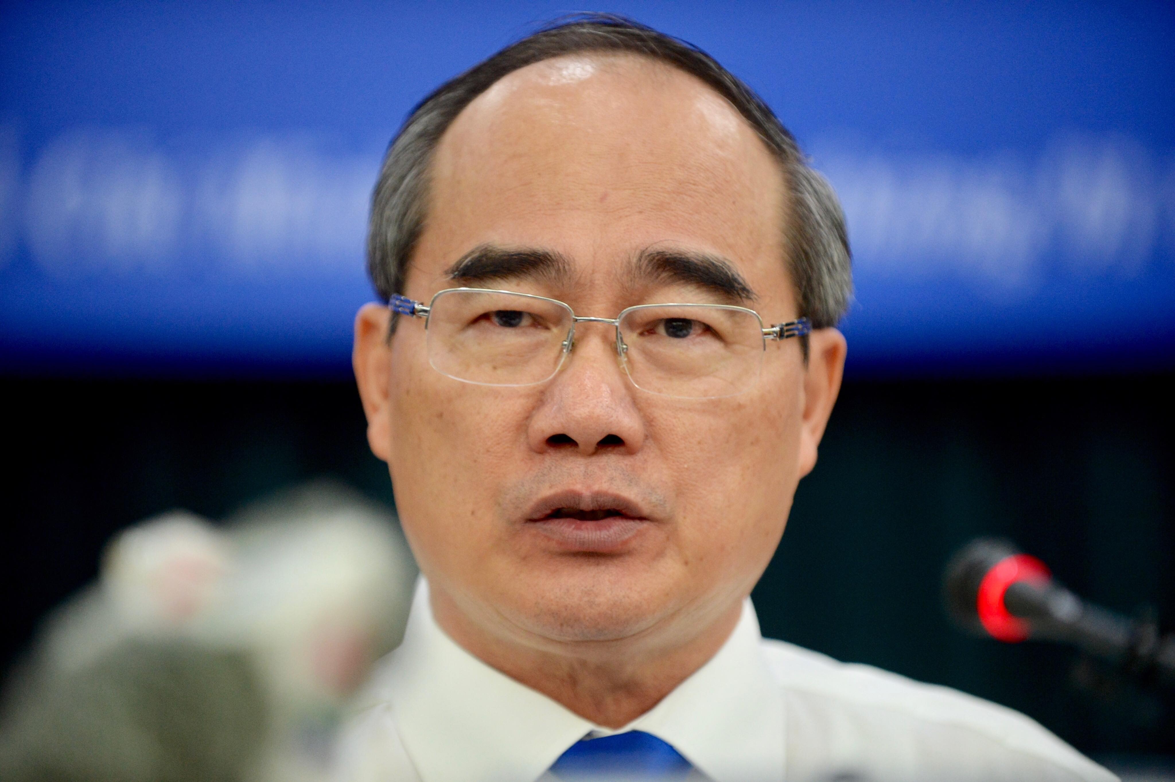 Bi thu Nhan: Can bo bi ky luat lam ton thuong uy tin Dang bo TP.HCM hinh anh