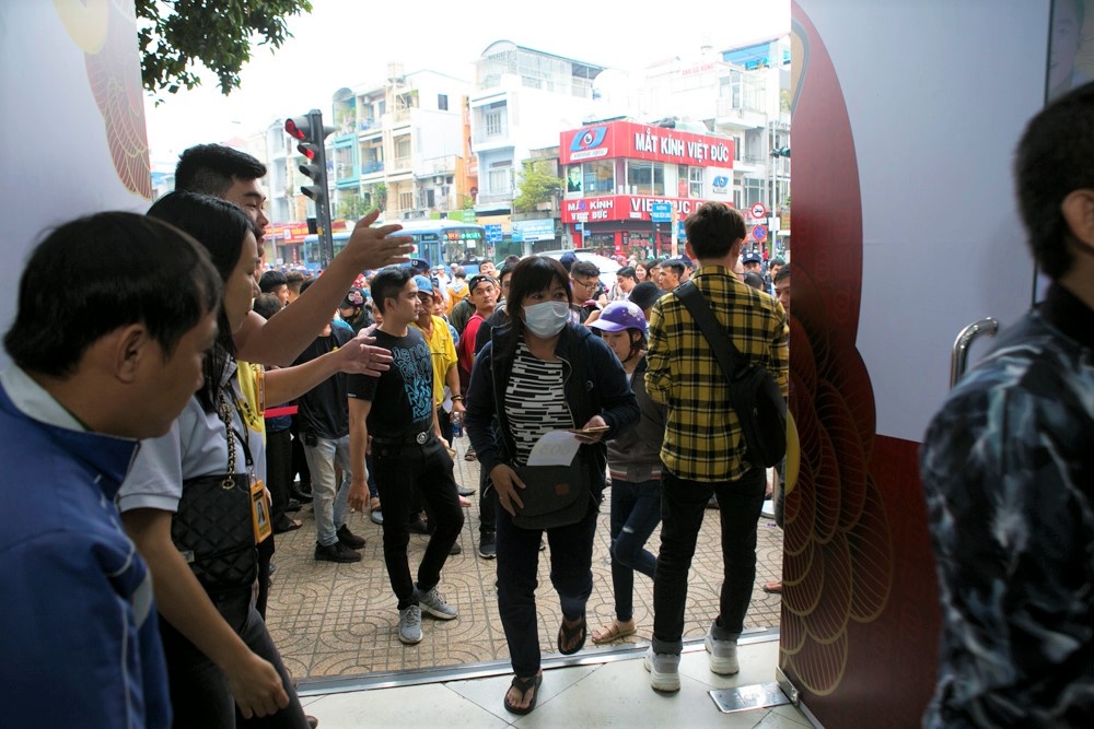 ve nha cung Oppo anh 4