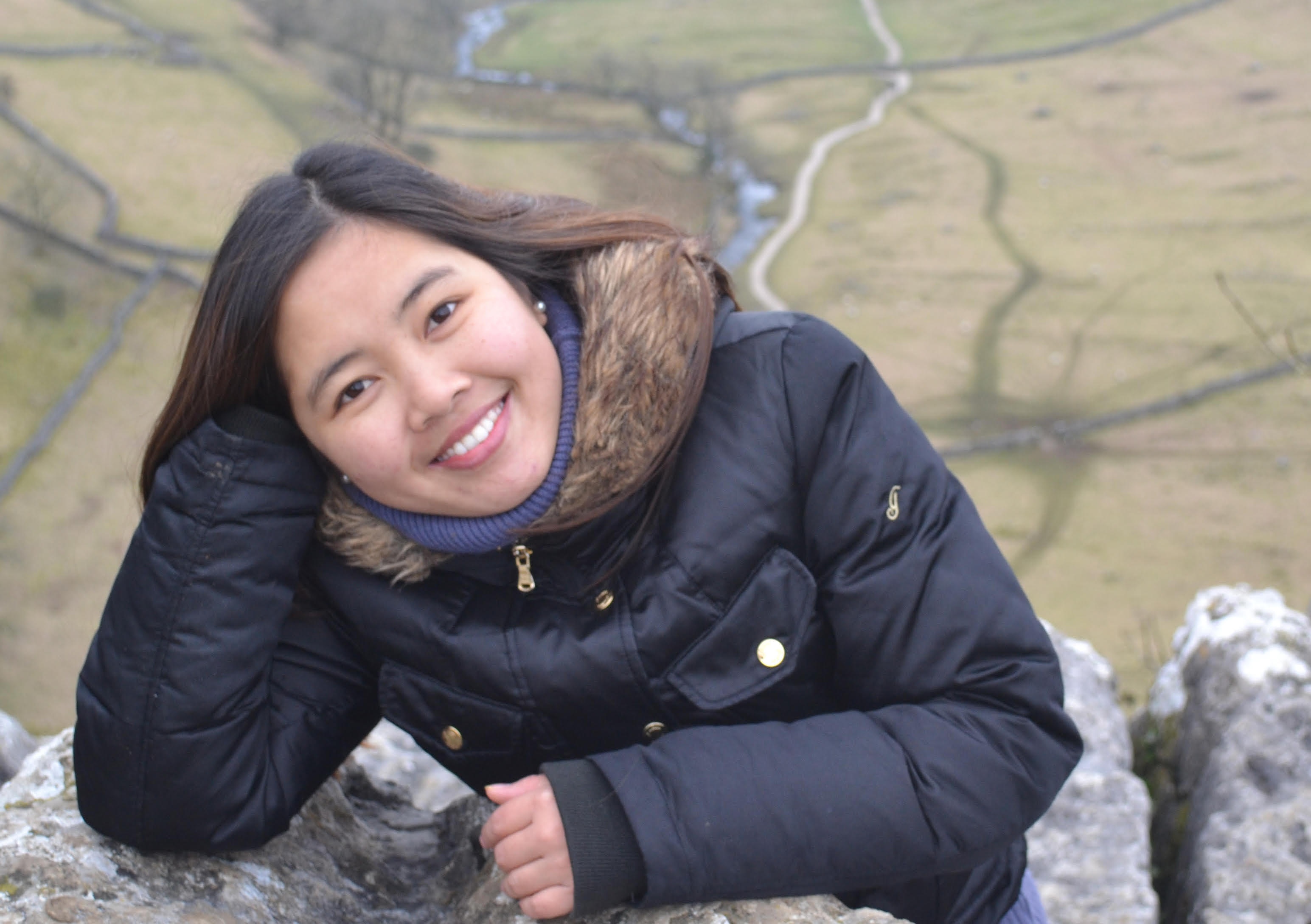 Co giao tre day online, thu hut hon 15.000 fan tren Facebook hinh anh