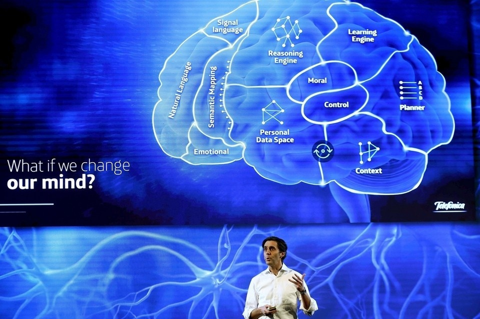 Nhung giai phap cong nghe noi bat o MWC 2017 hinh anh