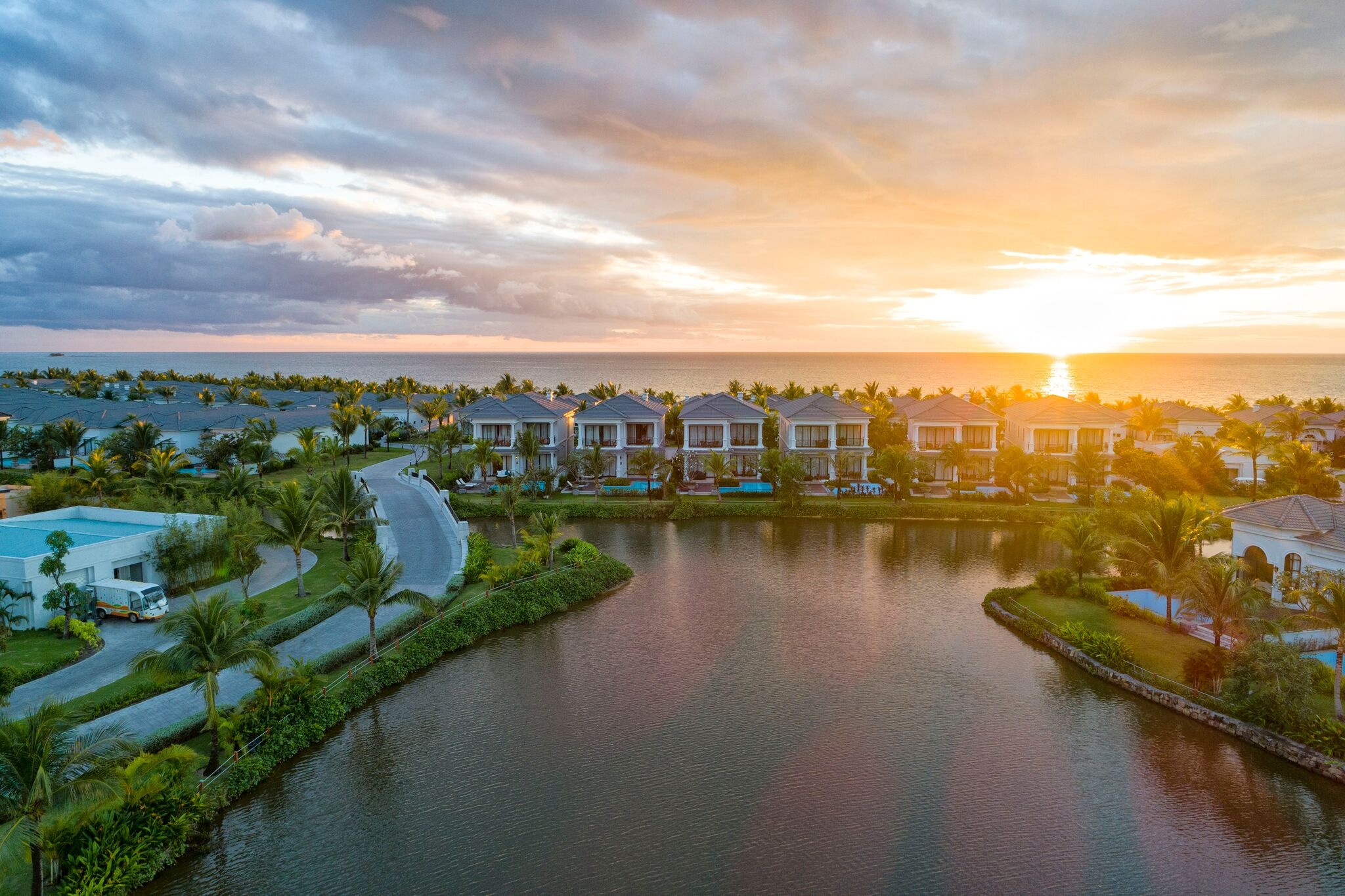 Vingroup ảnh 12 Vingroup anh 12