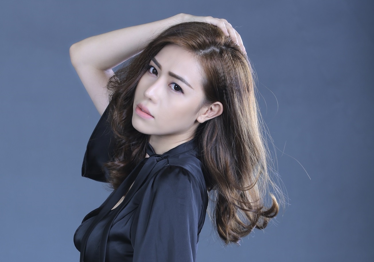 A hau Phan Quynh Ngan - Yuna ra mat MV va phim ngan moi hinh anh