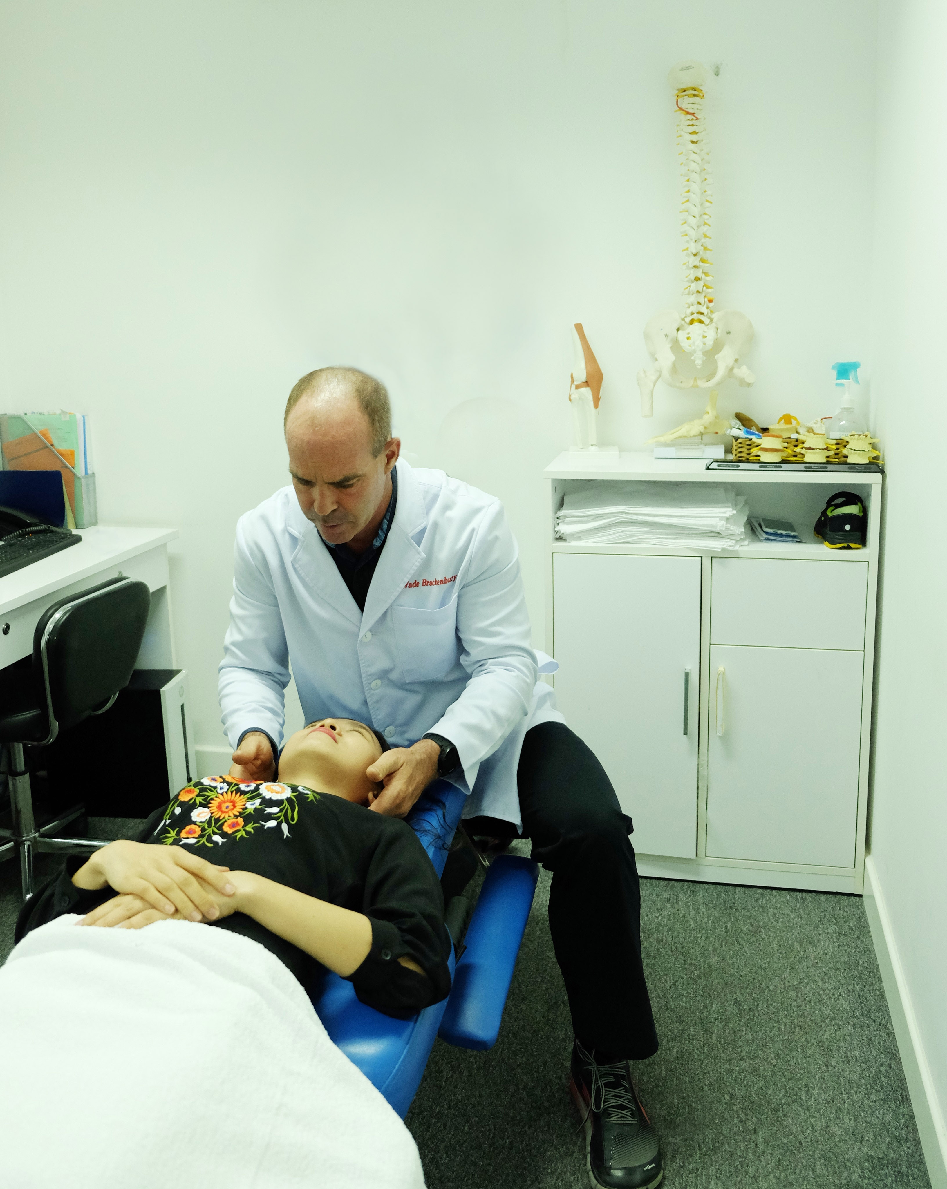 Tri lieu than kinh cot song anh 2