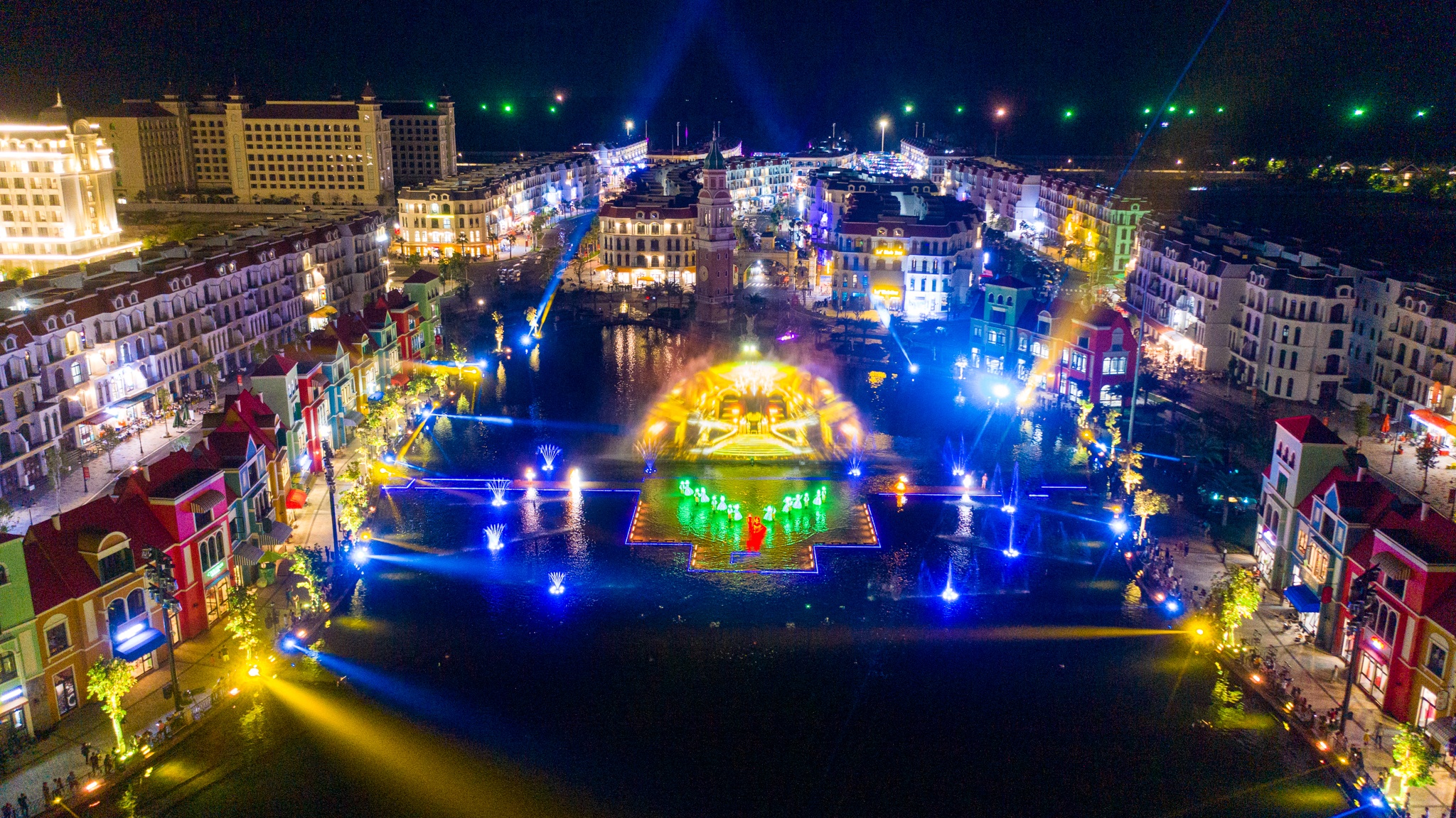 Grand World,  Vingroup anh 14