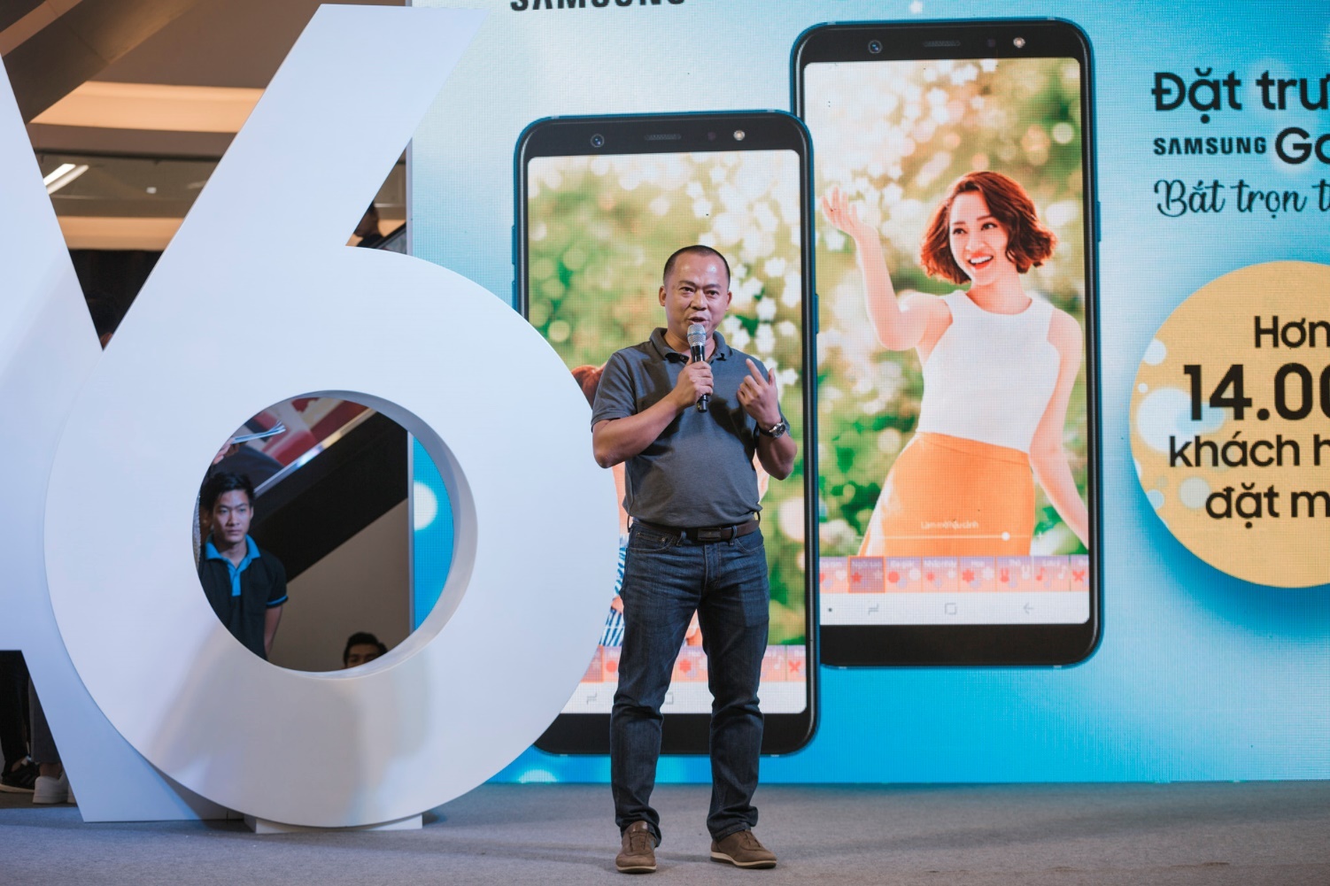 The Gioi Di Dong anh 1