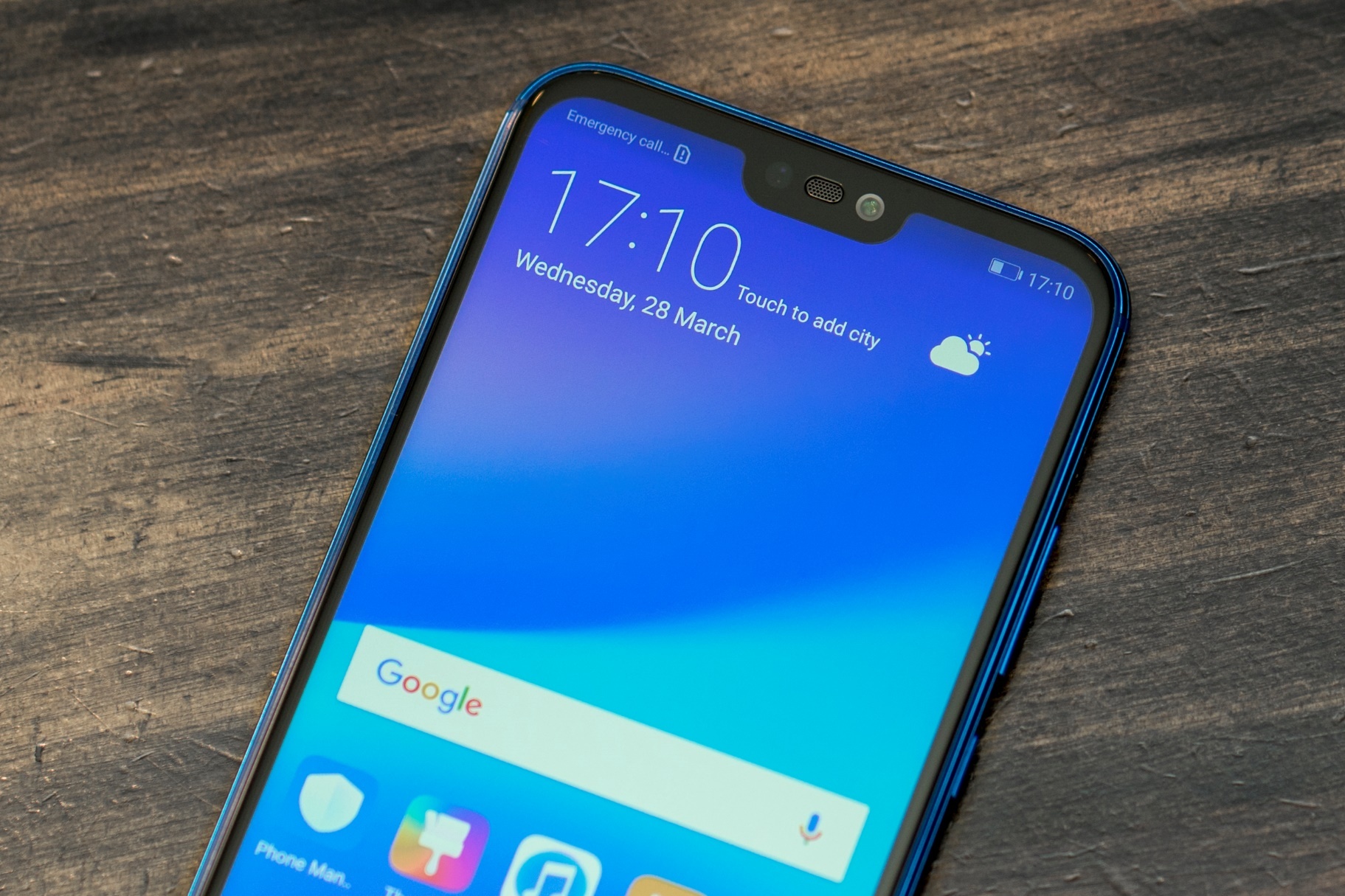 3 ly do Huawei nova 3e hut khach tam trung hinh anh