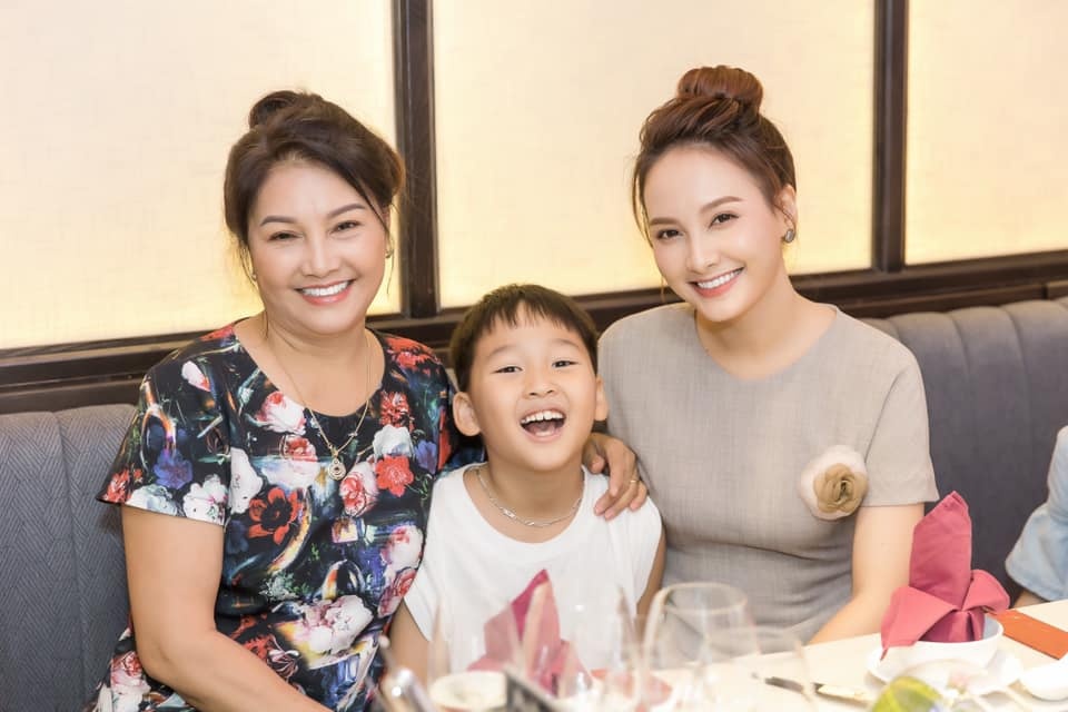 Kheo tang me trai nghiem moi, Bao Thanh nhan bao like tu nguoi ham mo hinh anh