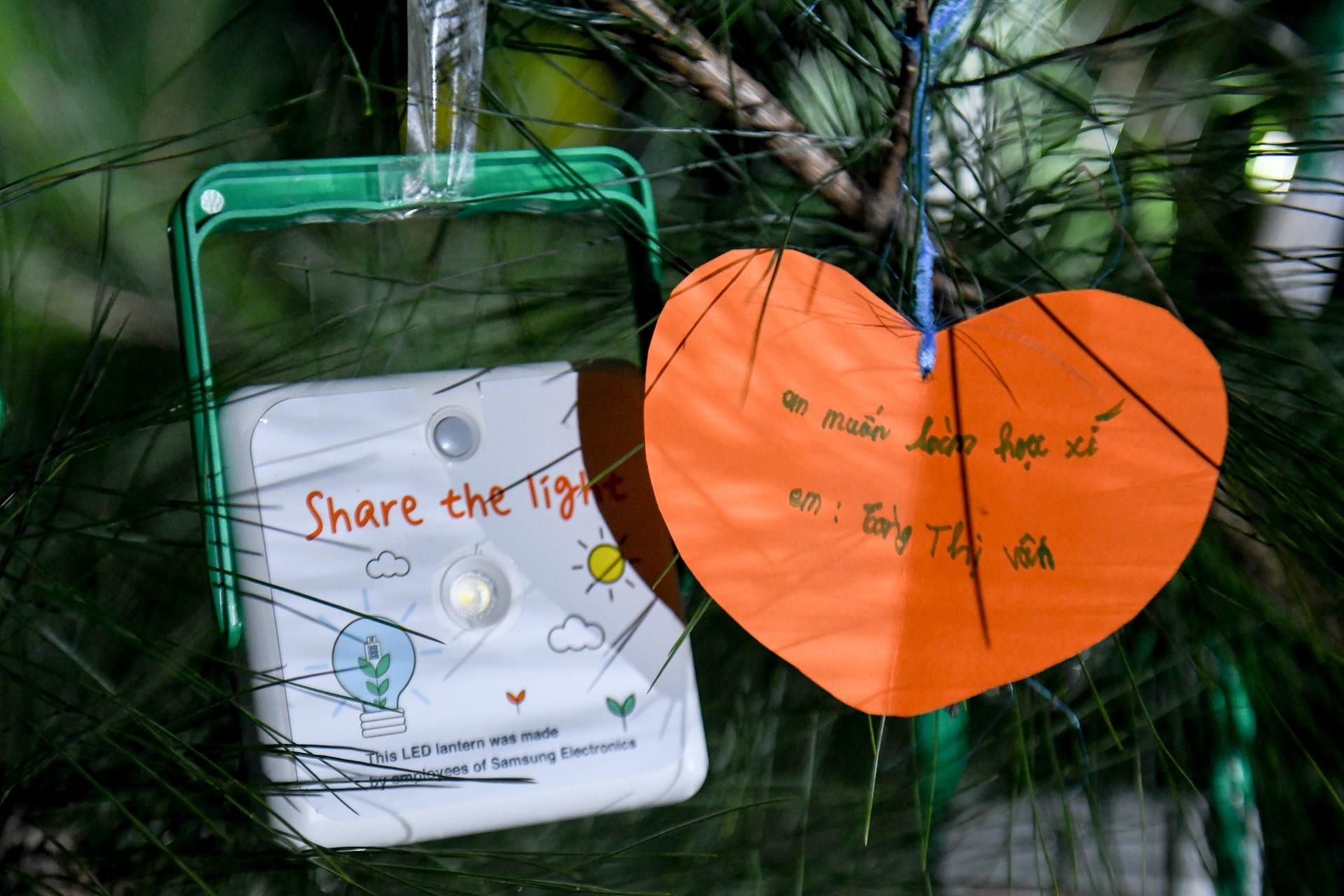 Video - Anh sang den voi Chieng Noi hinh anh