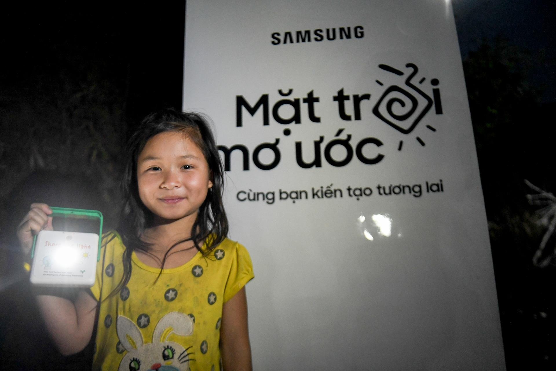 Du an 'Mat troi mo uoc' den voi xa Chieng Noi hinh anh