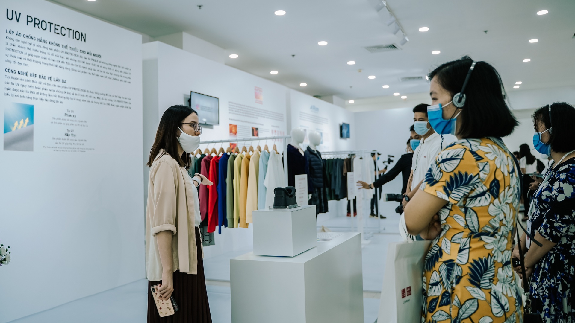 Uniqlo ảnh 6 Uniqlo anh 6