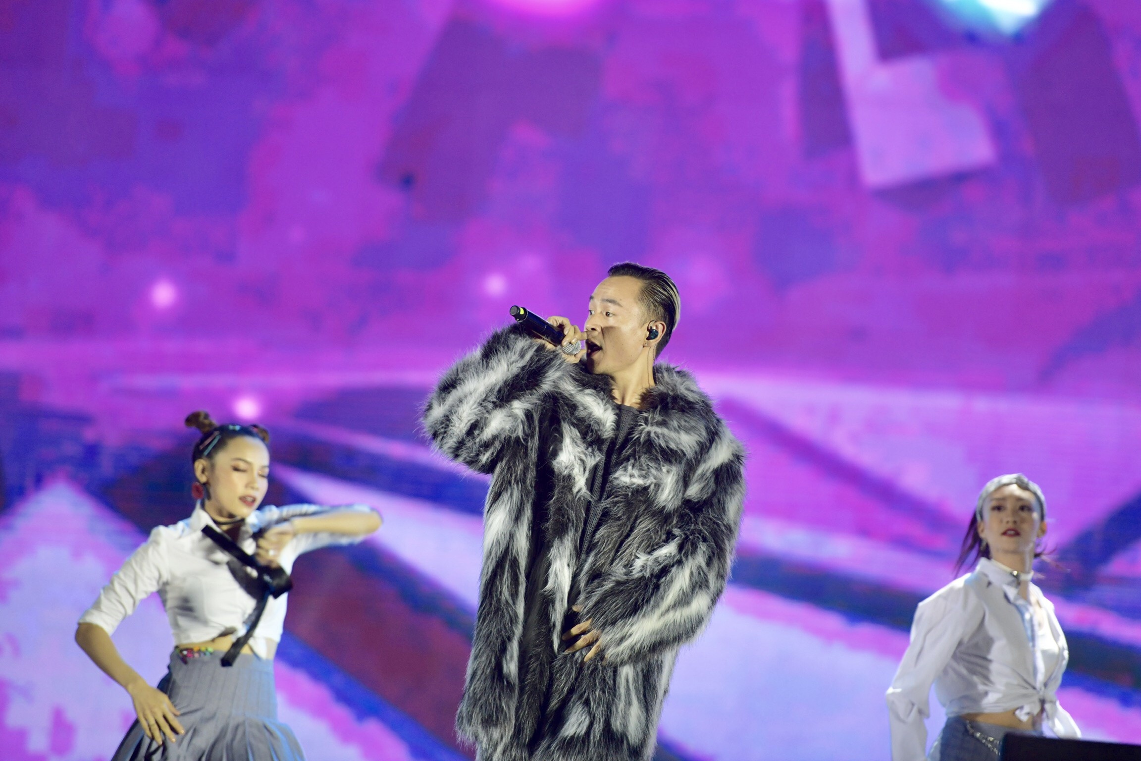 Dau an phuong hoang anh 12