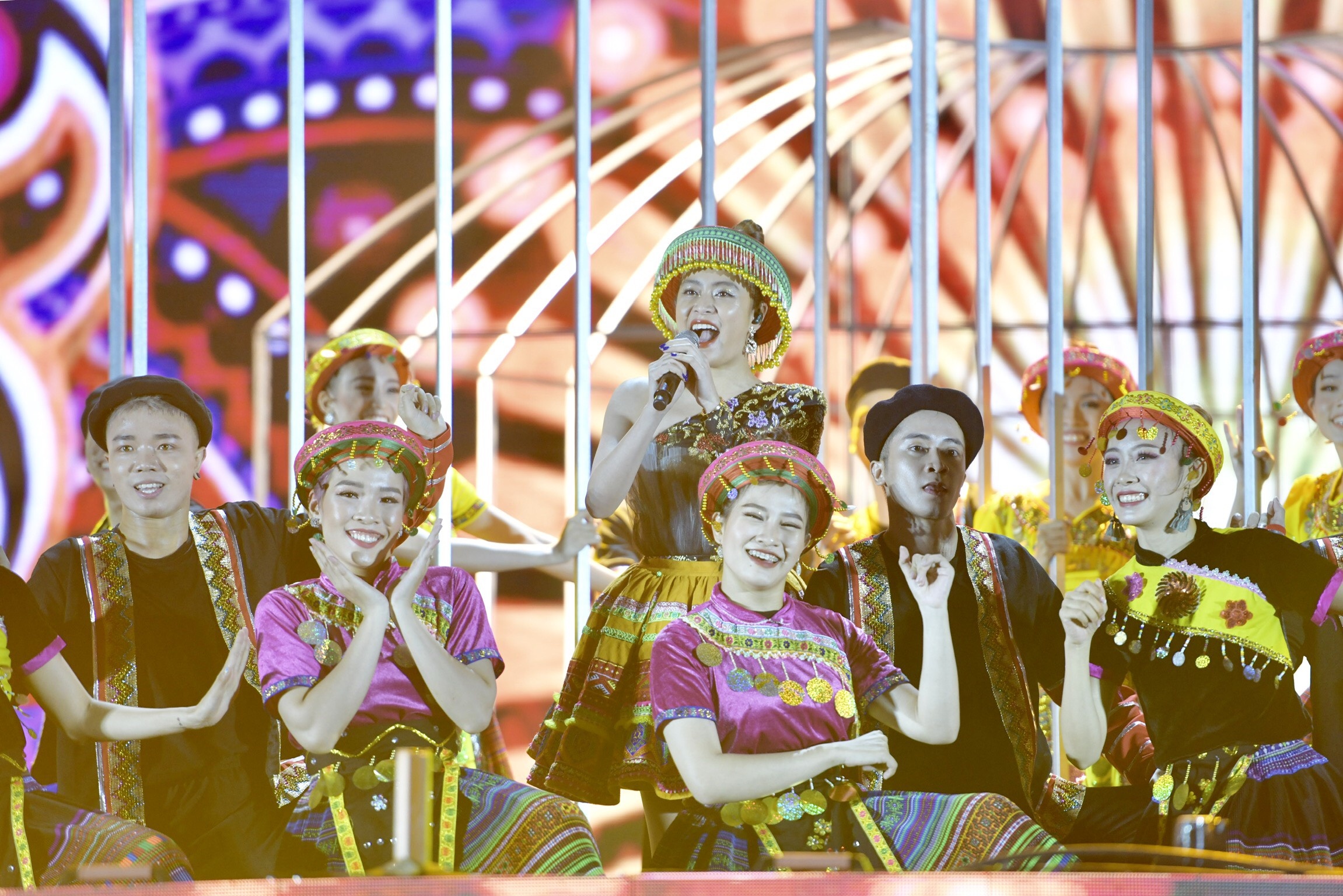 Dau an phuong hoang anh 8