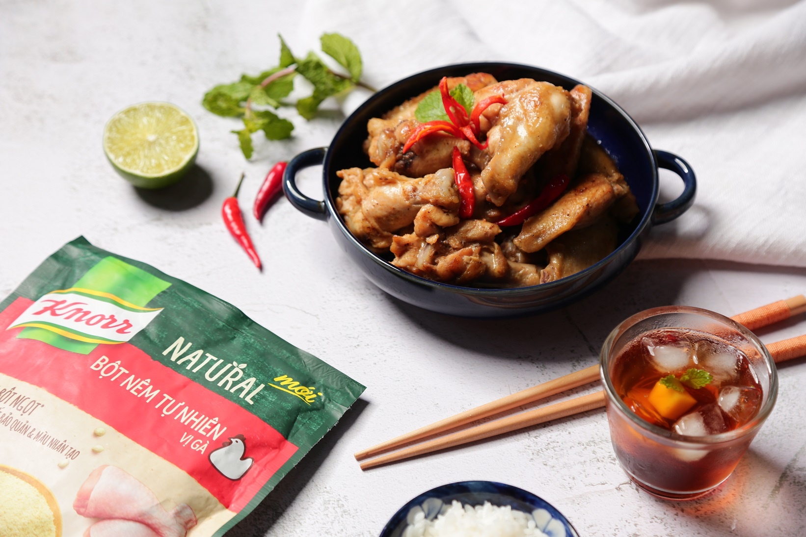 Ga om nuoc dua - mon ngon nhat dinh phai thu cho bua com chieu hinh anh