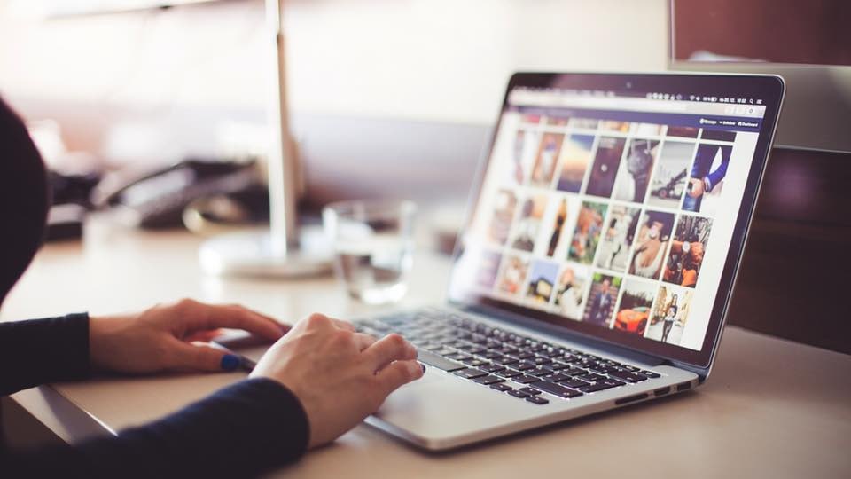 Vi sao gia tren san thuong mai dien tu thuong re hon? hinh anh