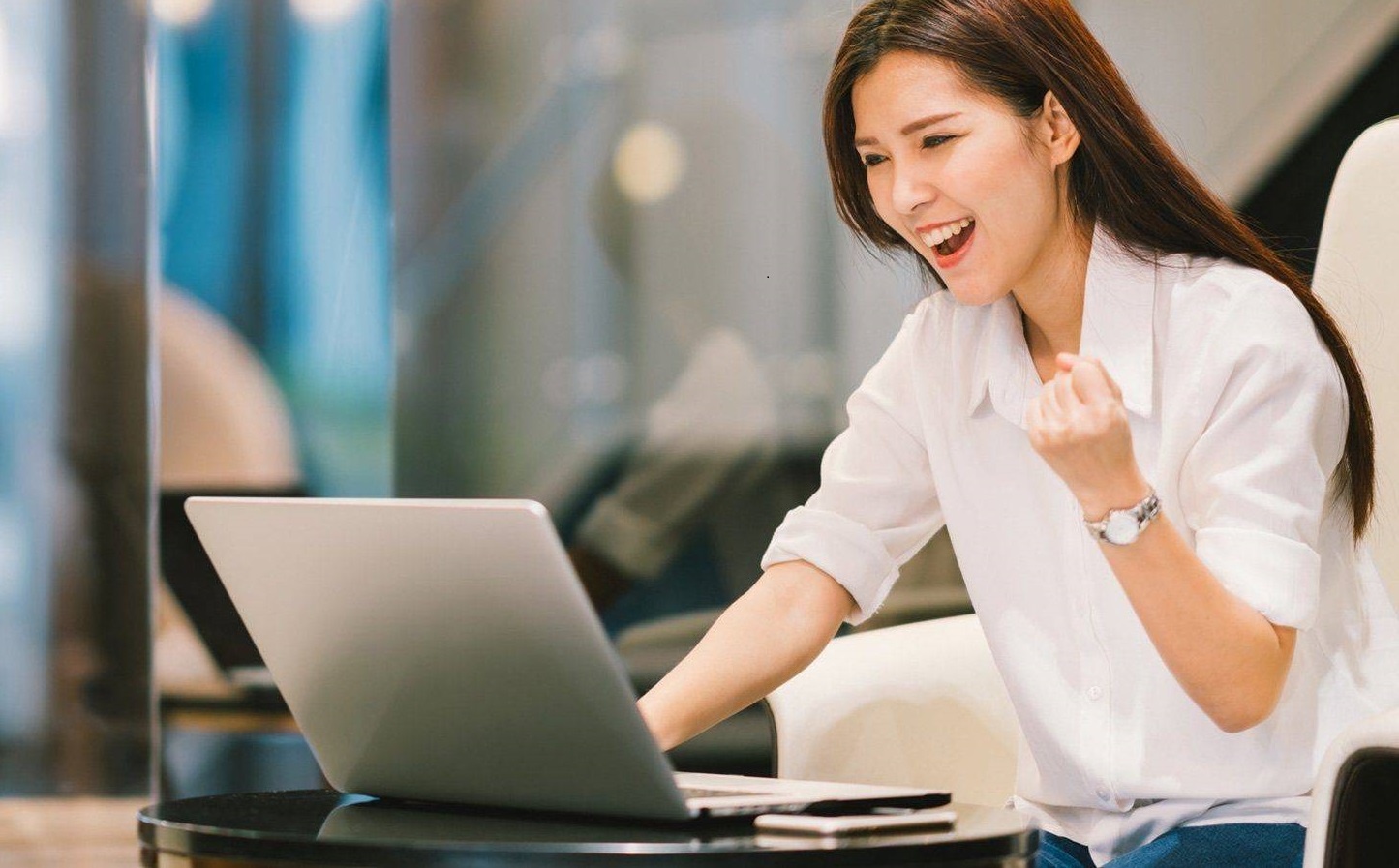 Nam 2020 va nhung 'tac dung phu' den gioi tre hinh anh