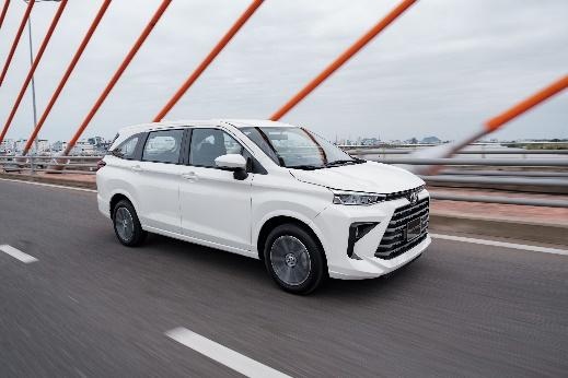 Veloz Cross va Avanza Premio: San pham chien luoc cua Toyota Viet Nam hinh anh